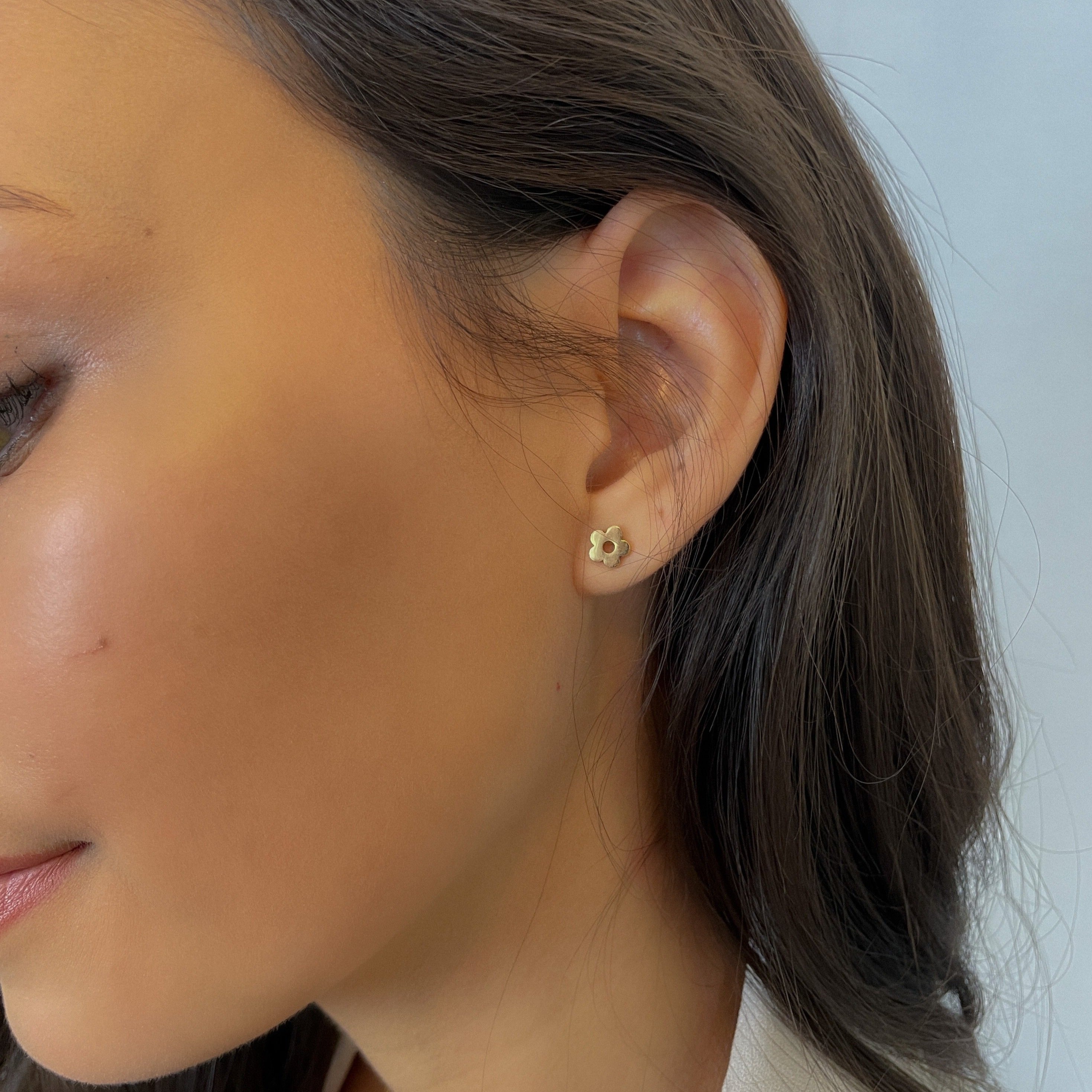 Flower Earrings by Orloveria
