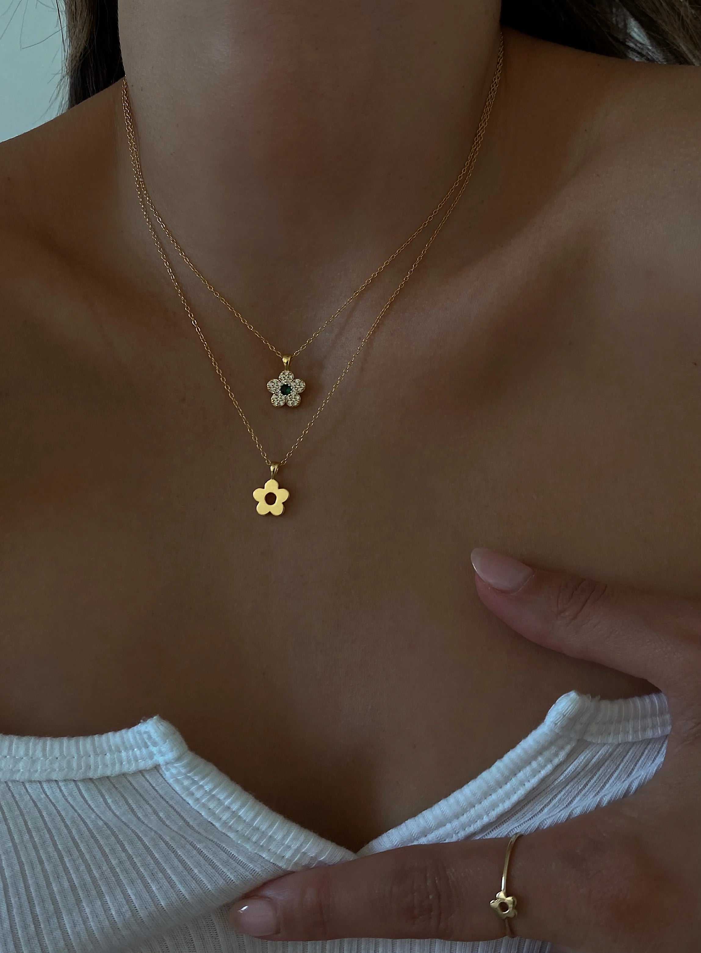 Flower Necklace 001 by Orloveria